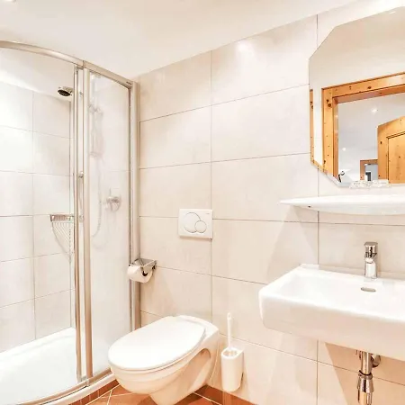 Anja * 노이스티프트임스튀바이탈